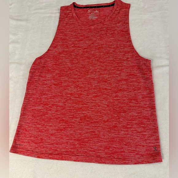 Xersion EverAir Muscle Tank Top Sleeveless Size L Red Shirt - Picture 2 of 10